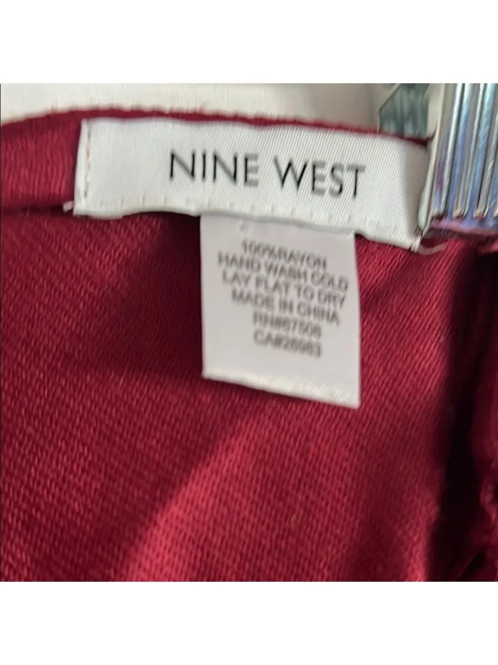 Nine West Burgundy Shawl with Fringe, 26X72, Rayon, (T3)
